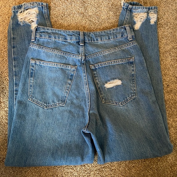 Top Shop High Waisted Tapered Leg Mom Jean New - Picture 2 of 5